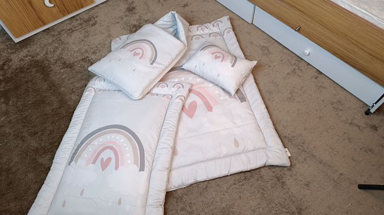 سرویس خواب نوزاد با قنداق فرنگی