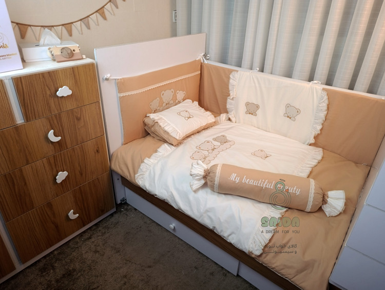 سرویس روتختی نوزادی گلدوزی طرح تدی