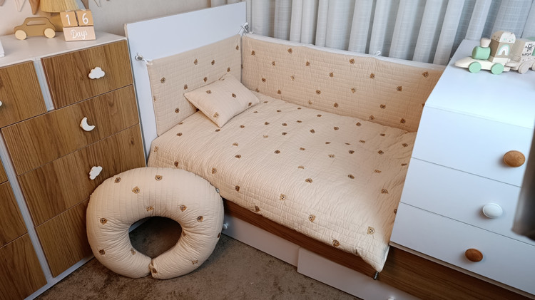سرویس روتختی نوزادی گلدوزی طرح تدی