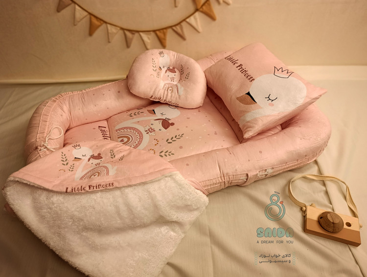 تشک گارددار نوزاد(غلط گیر) طرح پرنسس و قو