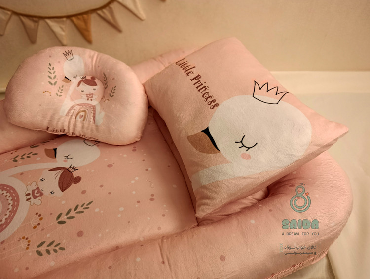تشک گارددار نوزاد(غلط گیر) طرح پرنسس و قو