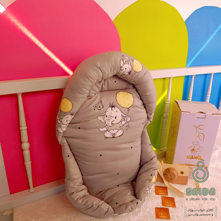 آغوشی (قنداق سوئیسی)