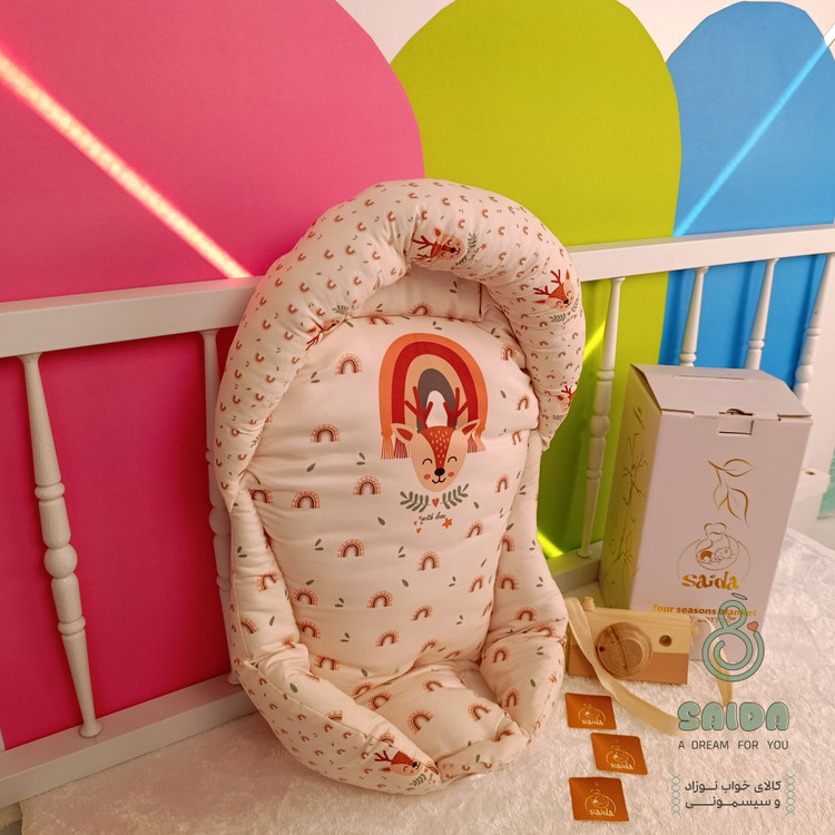 آغوشی (قنداق سوئیسی) طرح گوزن و رنگین کمان